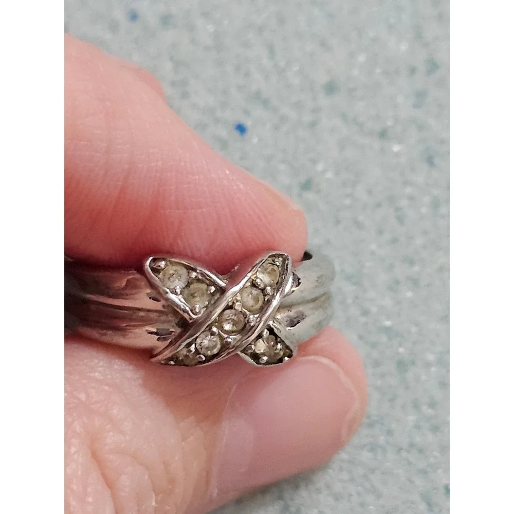 Vintage Silver Tone Rhinestone Crisscross X Bypass Ring Size 7.75